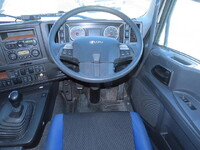 いすゞギガアルミウイング大型（10t）[写真25]