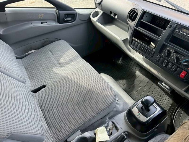 日野デュトロアルミウイング小型（2t・3t）[写真14]