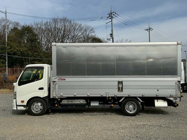 日野デュトロアルミウイング小型（2t・3t）[写真07]