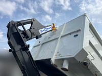 いすゞフォワードコンテナ専用車中型（4t）[写真12]