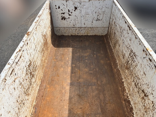 いすゞフォワードコンテナ専用車中型（4t）[写真06]