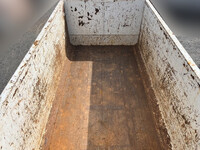 いすゞフォワードコンテナ専用車中型（4t）[写真07]