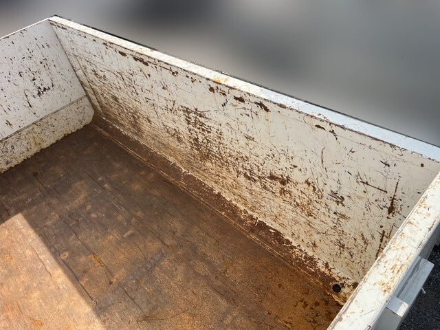 いすゞフォワードコンテナ専用車中型（4t）[写真08]