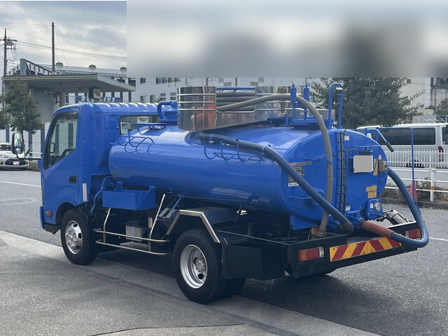 日野デュトロバキュームカー小型（2t・3t）[写真02]