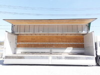 UDトラックスクオンアルミウイング大型（10t）[写真13]