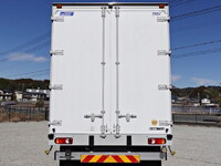 UDトラックスクオンアルミウイング大型（10t）[写真02]