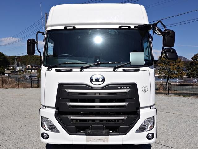 UDトラックスクオンアルミウイング大型（10t）[写真03]