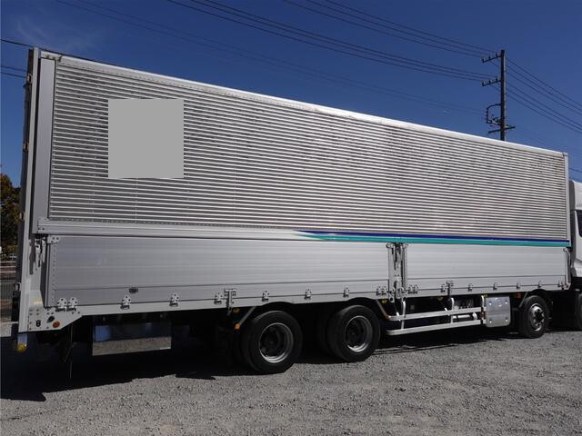 UDトラックスクオンアルミウイング大型（10t）[写真07]