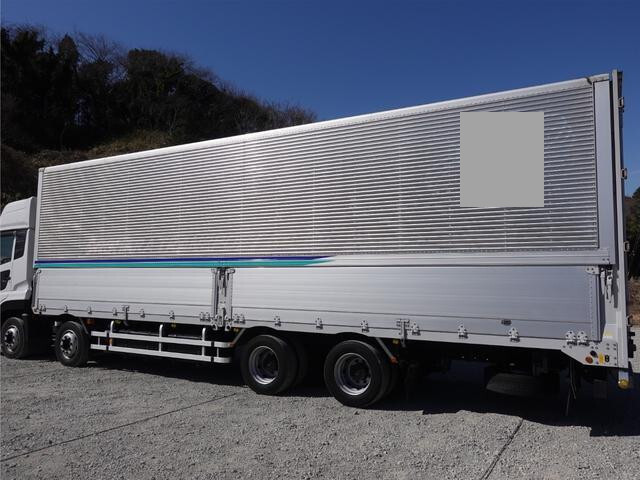 UDトラックスクオンアルミウイング大型（10t）[写真08]