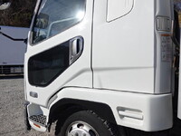 三菱ふそうファイターアルミウイング増トン（6t・8t）[写真11]