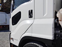 いすゞギガ冷凍車（冷蔵車）大型（10t）[写真13]