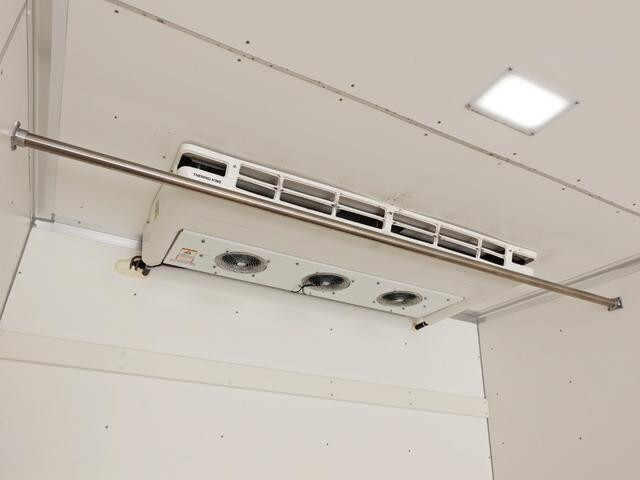 いすゞギガ冷凍車（冷蔵車）大型（10t）[写真16]