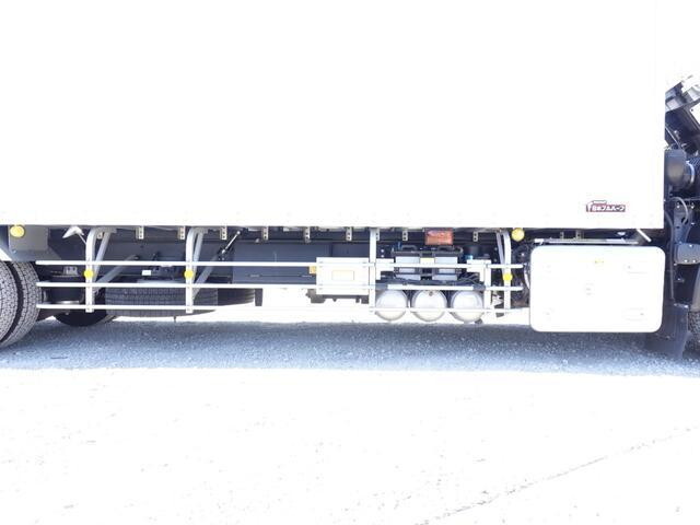 いすゞギガ冷凍車（冷蔵車）大型（10t）[写真19]