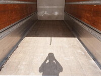 いすゞフォワードアルミウイング中型（4t）[写真15]