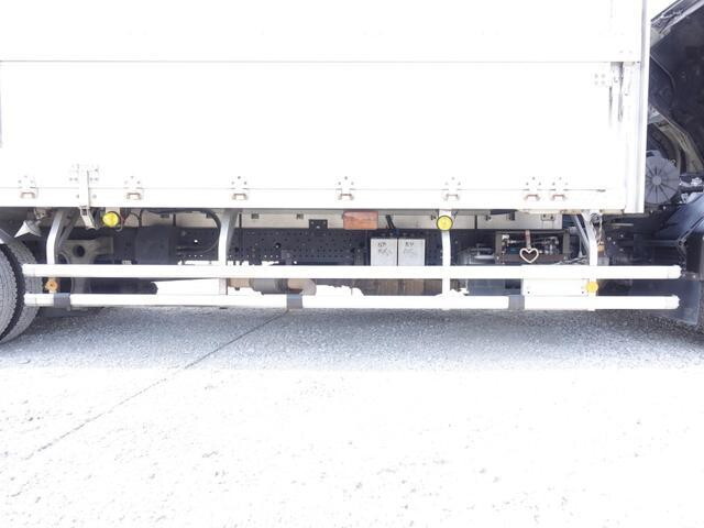 いすゞフォワードアルミウイング中型（4t）[写真16]