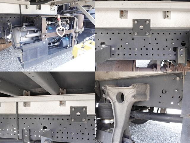 いすゞフォワードアルミウイング中型（4t）[写真17]