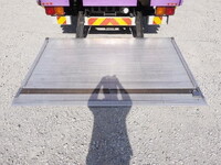 いすゞフォワードアルミウイング中型（4t）[写真10]