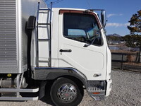 三菱ふそうファイターアルミバン中型（4t）[写真05]