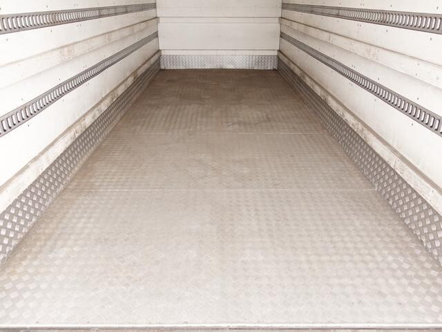 三菱ふそうファイターアルミバン増トン（6t・8t）[写真10]