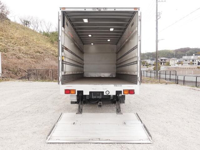 三菱ふそうファイターアルミバン増トン（6t・8t）[写真08]
