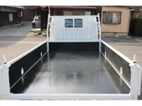 三菱ふそうキャンター平ボディ小型（2t・3t）[写真12]