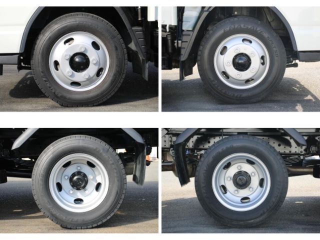 三菱ふそうキャンター平ボディ小型（2t・3t）[写真29]