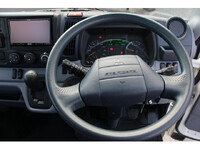 三菱ふそうキャンター平ボディ小型（2t・3t）[写真31]