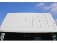 三菱ふそうキャンター平ボディ小型（2t・3t）[写真09]