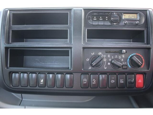 日野デュトロ平ボディ小型（2t・3t）[写真27]