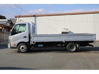 日野デュトロ平ボディ小型（2t・3t）[写真09]