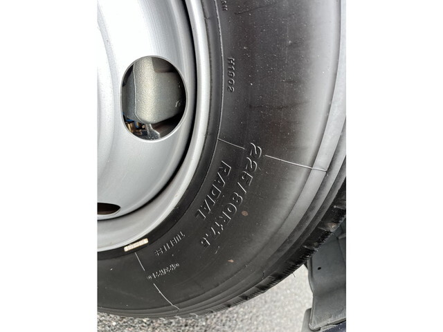 三菱ふそうキャンタークレーン4段小型（2t・3t）[写真14]