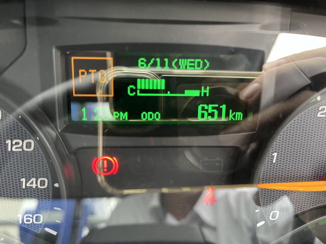 三菱ふそうキャンタークレーン4段小型（2t・3t）[写真24]