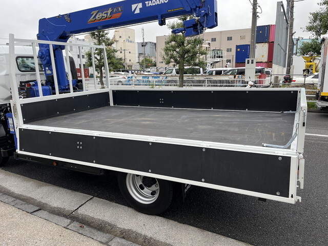 三菱ふそうキャンタークレーン4段小型（2t・3t）[写真09]