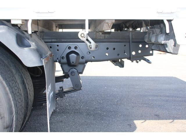 いすゞエルフ平ボディ小型（2t・3t）[写真18]