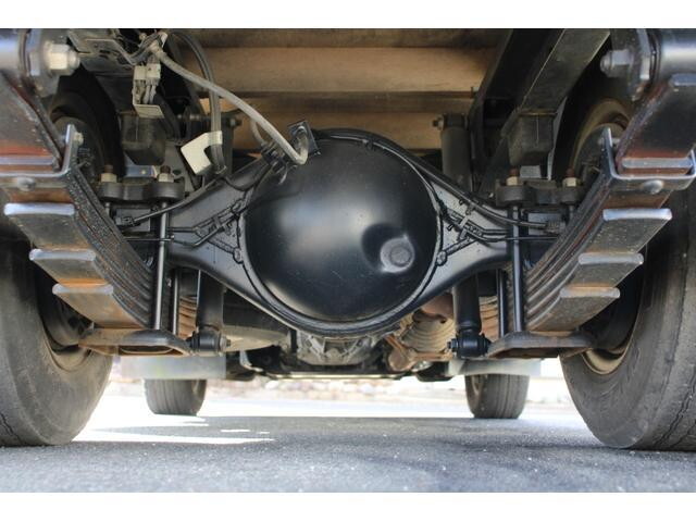 いすゞエルフ平ボディ小型（2t・3t）[写真19]