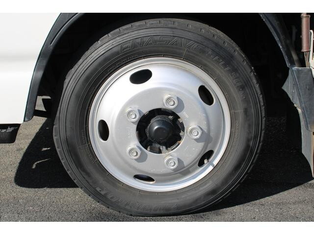 いすゞエルフ平ボディ小型（2t・3t）[写真23]