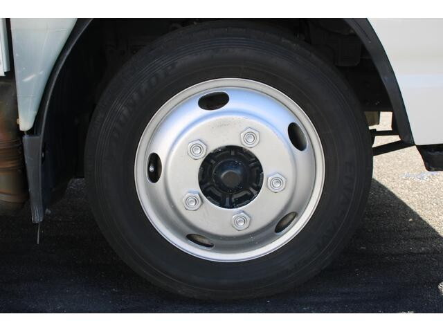 いすゞエルフ平ボディ小型（2t・3t）[写真26]