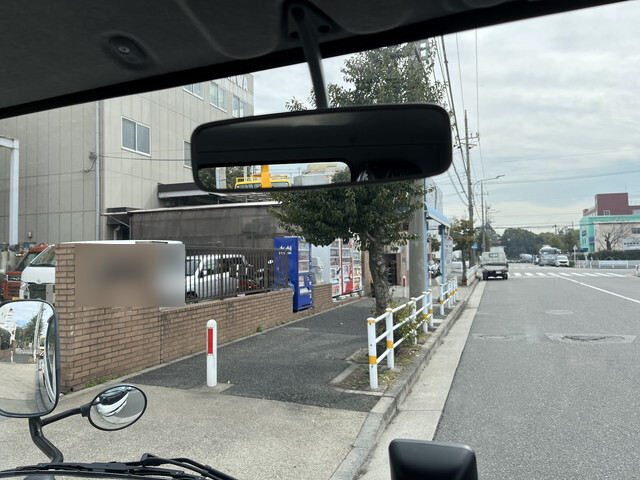 三菱ふそうキャンターコンテナ専用車小型（2t・3t）[写真11]