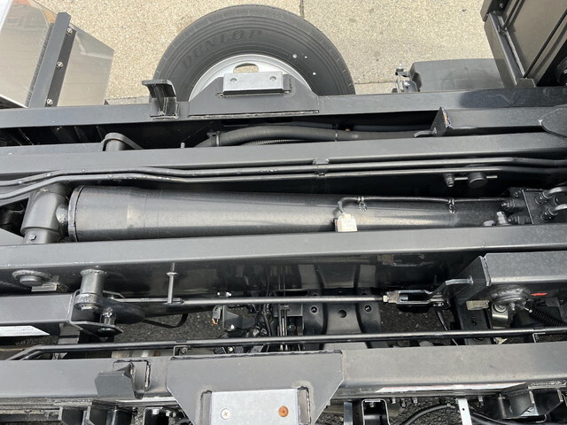 三菱ふそうキャンターコンテナ専用車小型（2t・3t）[写真14]