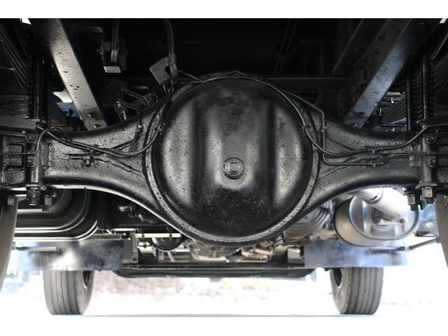 いすゞフォワードパッカー車（塵芥車）増トン（6t・8t）[写真29]