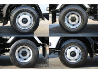 いすゞフォワードパッカー車（塵芥車）増トン（6t・8t）[写真31]