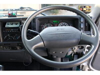 いすゞフォワードパッカー車（塵芥車）増トン（6t・8t）[写真32]