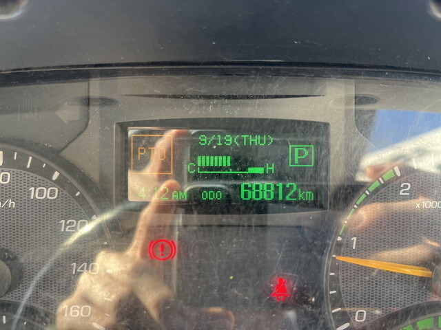 三菱ふそうキャンター高所作業車小型（2t・3t）[写真25]