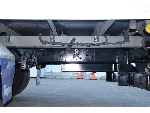 いすゞエルフ冷凍車（冷蔵車）小型（2t・3t）[写真22]