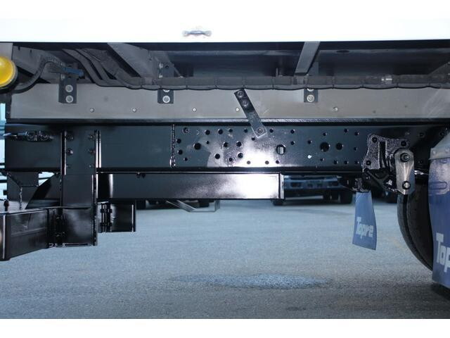 いすゞエルフ冷凍車（冷蔵車）小型（2t・3t）[写真25]