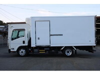 いすゞエルフ冷凍車（冷蔵車）小型（2t・3t）[写真07]