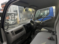 日野デュトロ平ボディ小型（2t・3t）[写真14]