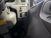 日野デュトロ平ボディ小型（2t・3t）[写真18]