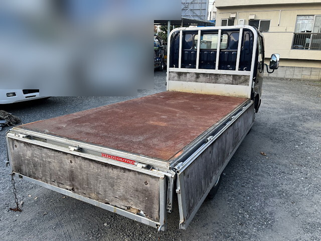 日野デュトロ平ボディ小型（2t・3t）[写真06]