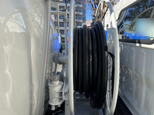 日野デュトロタンク車（タンクローリー）小型（2t・3t）[写真11]